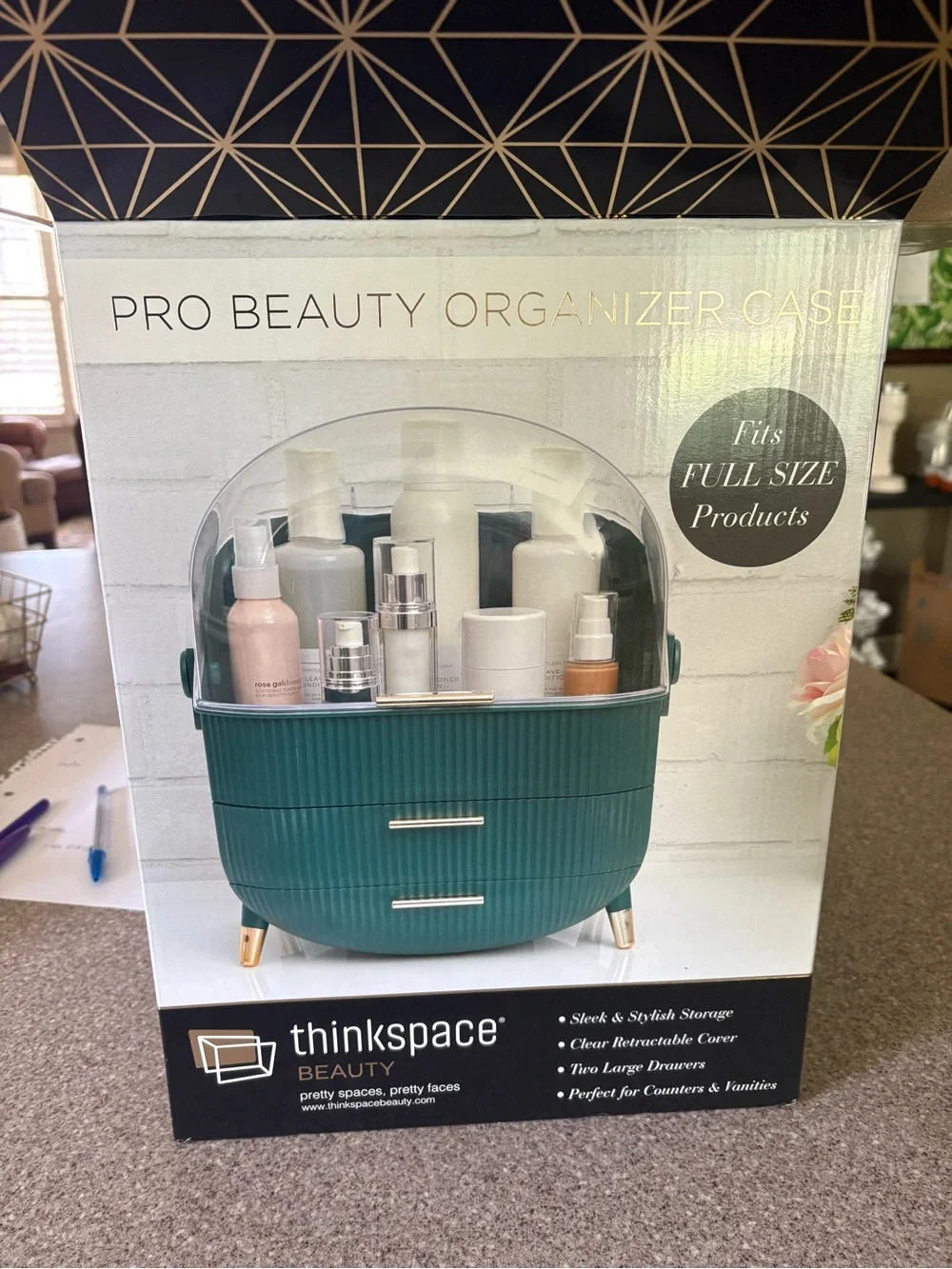 Makeup Organizer Case with Clear Dome - green NWT